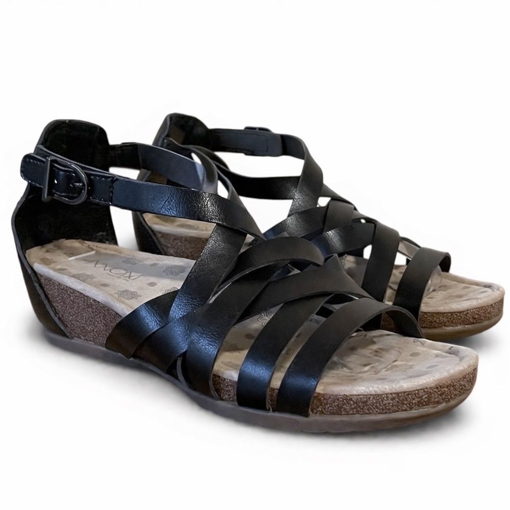 Axxiom Womens Naomi Sandal Sz 9 Black Strappy Wedge Heel Comfort Shoe Gladiator